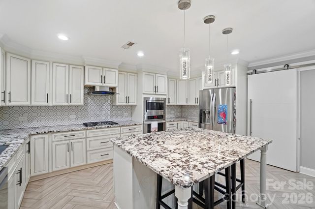 14010 Mareshead Lane, Matthews, NC 28105