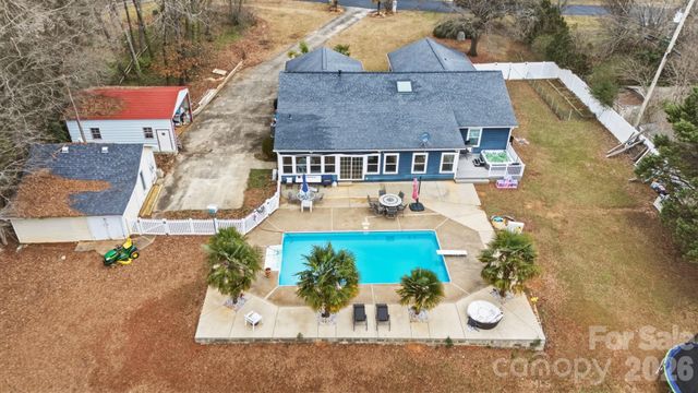 14010 Mareshead Lane, Matthews, NC 28105