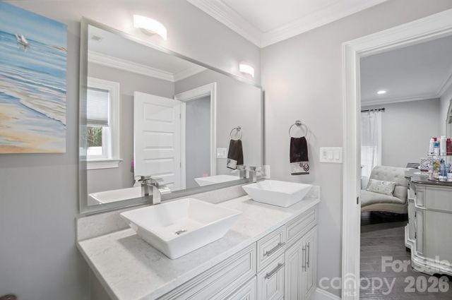 14010 Mareshead Lane, Matthews, NC 28105