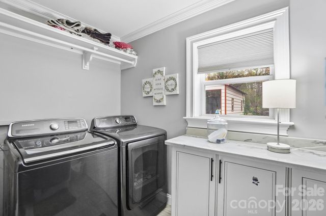 14010 Mareshead Lane, Matthews, NC 28105