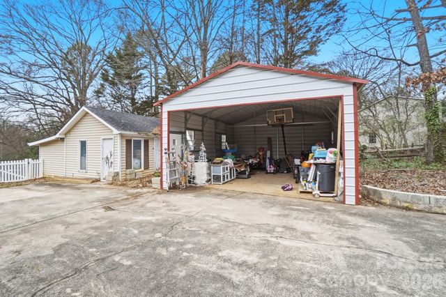 14010 Mareshead Lane, Matthews, NC 28105