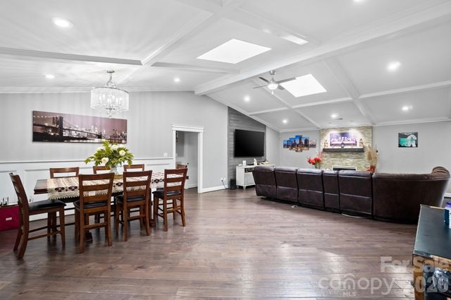 14010 Mareshead Lane, Matthews, NC 28105