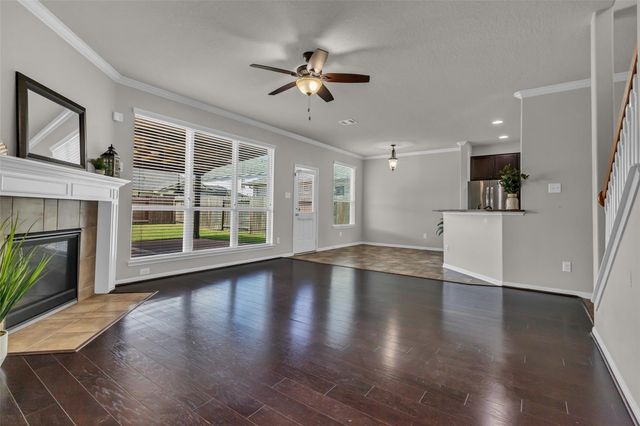 9976 Cassowary Drive, Conroe, TX 77385