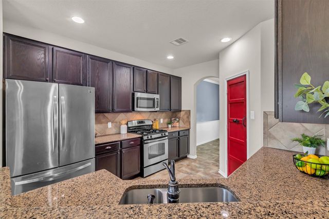 9976 Cassowary Drive, Conroe, TX 77385