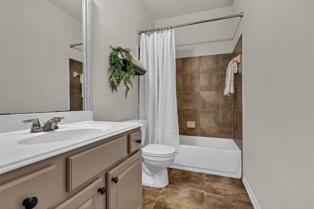 9976 Cassowary Drive, Conroe, TX 77385