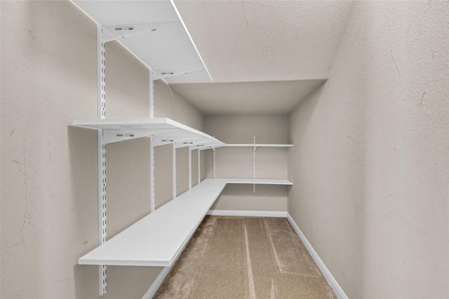 9976 Cassowary Drive, Conroe, TX 77385