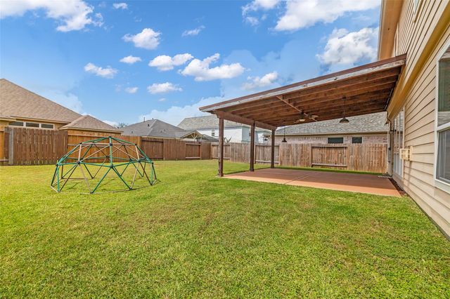 9976 Cassowary Drive, Conroe, TX 77385