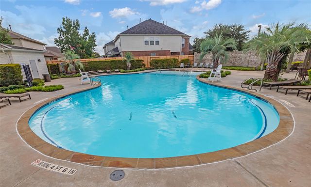 9976 Cassowary Drive, Conroe, TX 77385