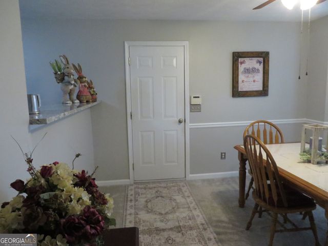 105 Whistle Way, Locust Grove, GA 30248