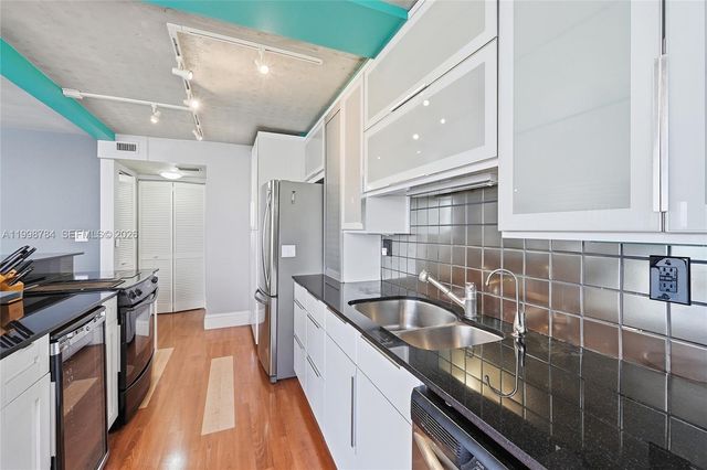 2800 E Sunrise Blvd 7F, Fort Lauderdale, FL 33304