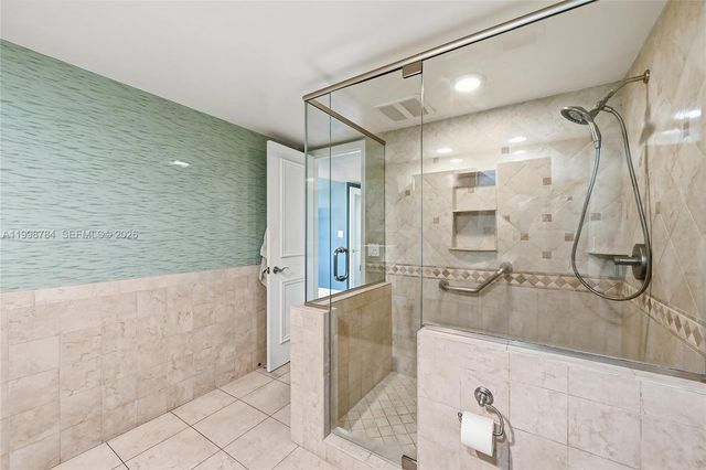 2800 E Sunrise Blvd 7F, Fort Lauderdale, FL 33304