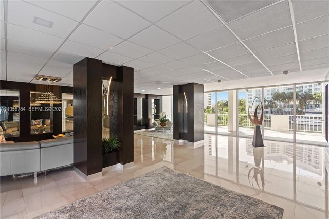 2800 E Sunrise Blvd 7F, Fort Lauderdale, FL 33304