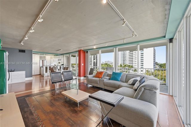 2800 E Sunrise Blvd 7F, Fort Lauderdale, FL 33304