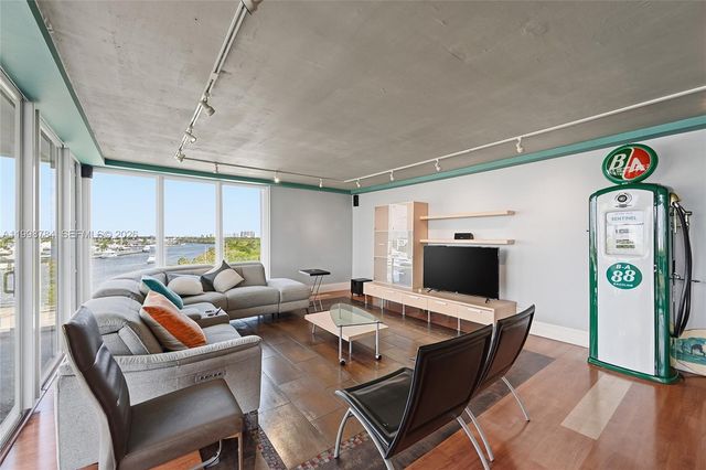 2800 E Sunrise Blvd 7F, Fort Lauderdale, FL 33304