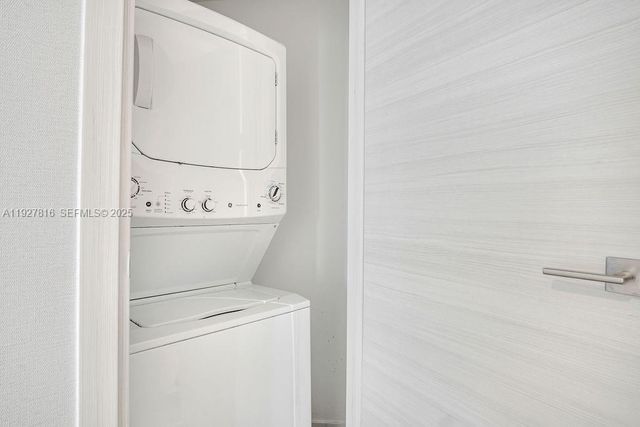 801 S Miami Ave 1805, Miami, FL 33130