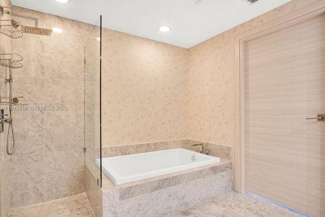 801 S Miami Ave 1805, Miami, FL 33130