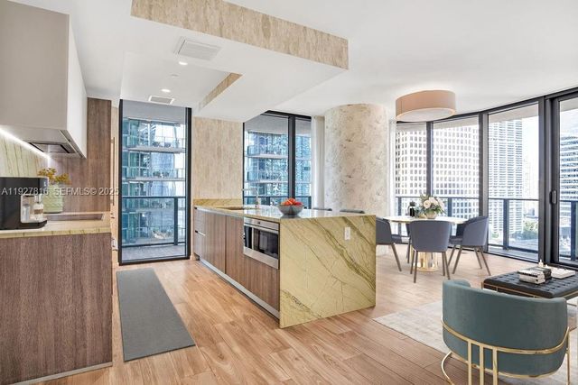 801 S Miami Ave 1805, Miami, FL 33130