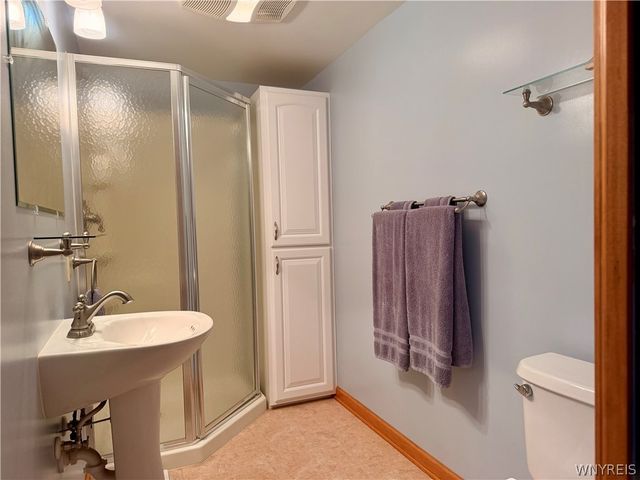 2522 Emery Road, Aurora, NY 14139