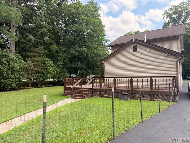 2522 Emery Road, Aurora, NY 14139
