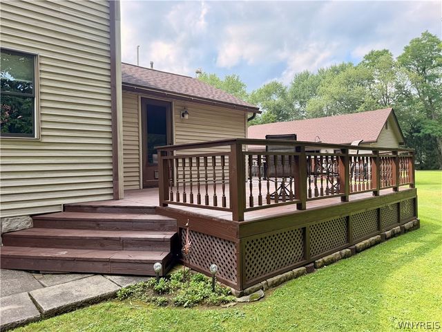 2522 Emery Road, Aurora, NY 14139