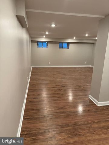 3064 S BUCHANAN ST, Arlington, VA 22206