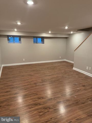 3064 S BUCHANAN ST, Arlington, VA 22206