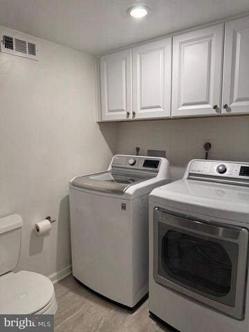 3064 S BUCHANAN ST, Arlington, VA 22206