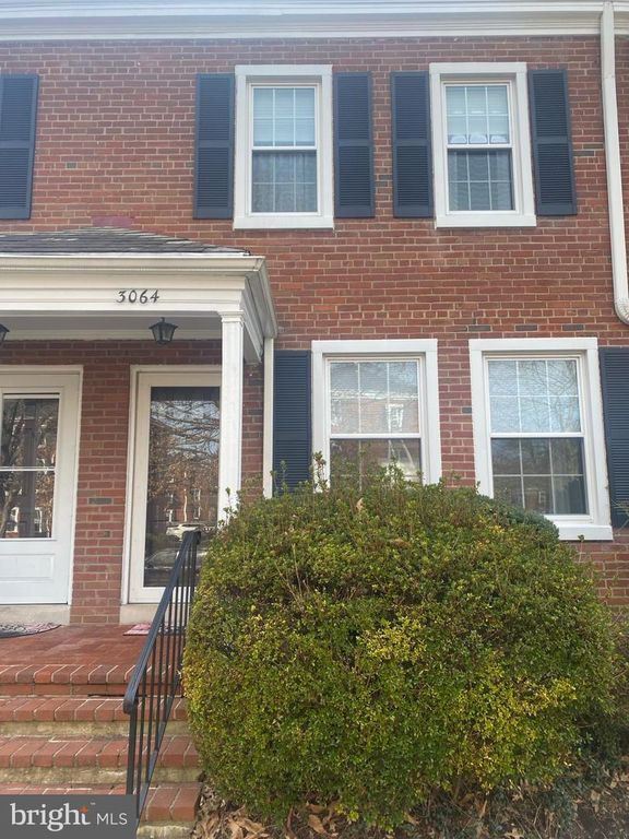 3064 S BUCHANAN ST, Arlington, VA 22206