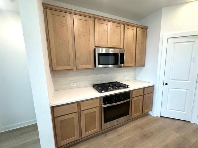 5523 Silk Petal Drive, Rosenberg, TX 77471