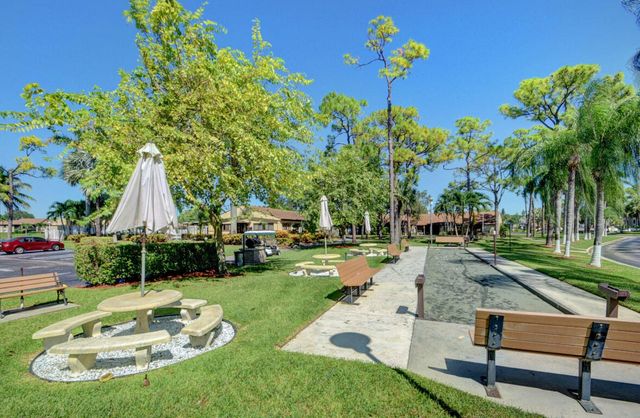 629 Sea Pine Way A1, Greenacres, FL 33415