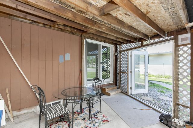 2321 Country Club Parkway, Moorhead, MN 56560