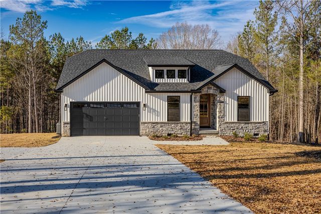 1409 Stonehurst Drive, Anderson, SC 29621