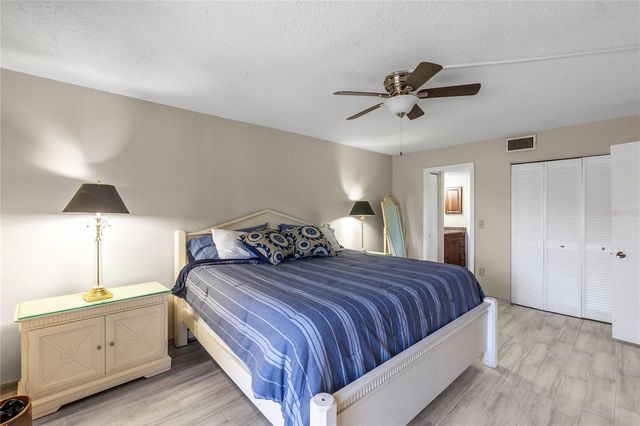 4119 61ST AVENUE TERRACE W 102, Bradenton, FL 34210