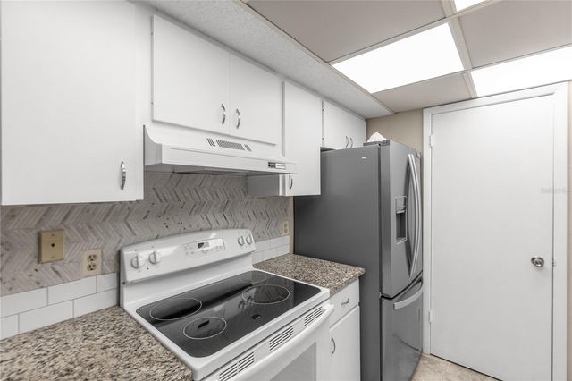 4119 61ST AVENUE TERRACE W 102, Bradenton, FL 34210