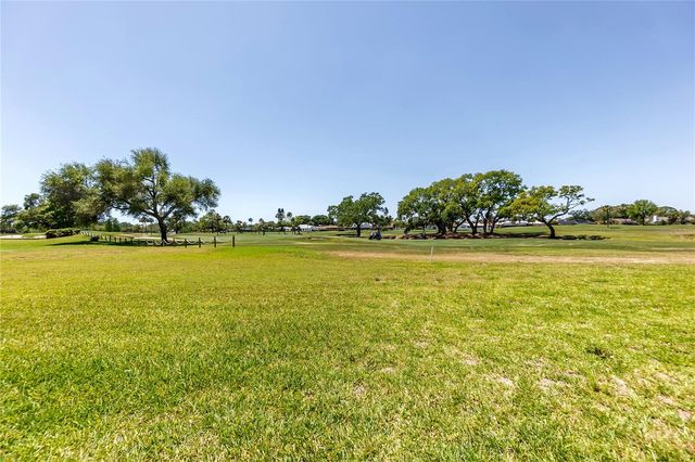 4119 61ST AVENUE TERRACE W 102, Bradenton, FL 34210