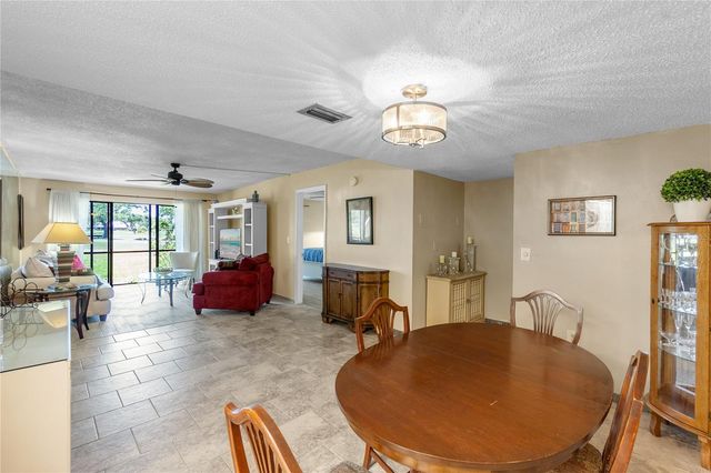 4119 61ST AVENUE TERRACE W 102, Bradenton, FL 34210