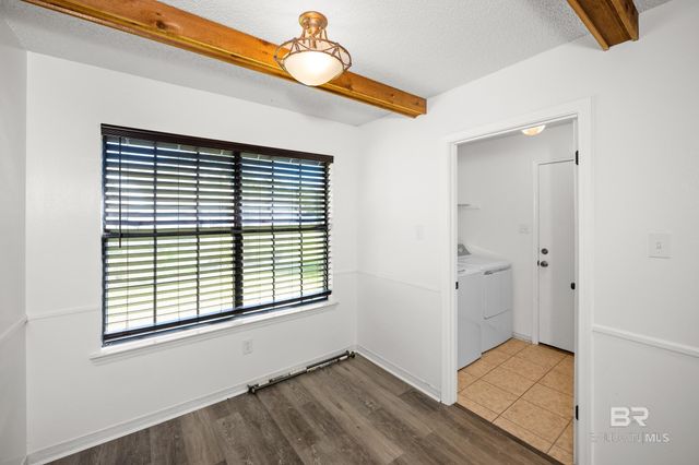 2776 Santa Rosa Circle, Lillian, AL 36549