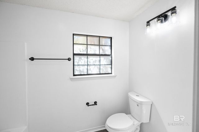 2776 Santa Rosa Circle, Lillian, AL 36549