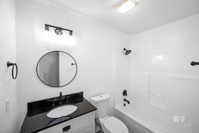 2776 Santa Rosa Circle, Lillian, AL 36549