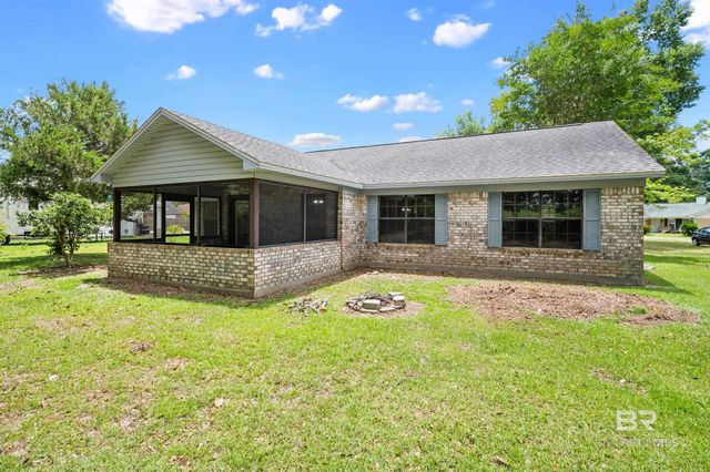 2776 Santa Rosa Circle, Lillian, AL 36549