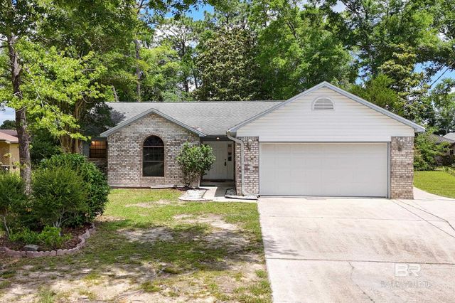 2776 Santa Rosa Circle, Lillian, AL 36549