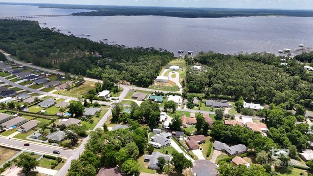 2776 Santa Rosa Circle, Lillian, AL 36549