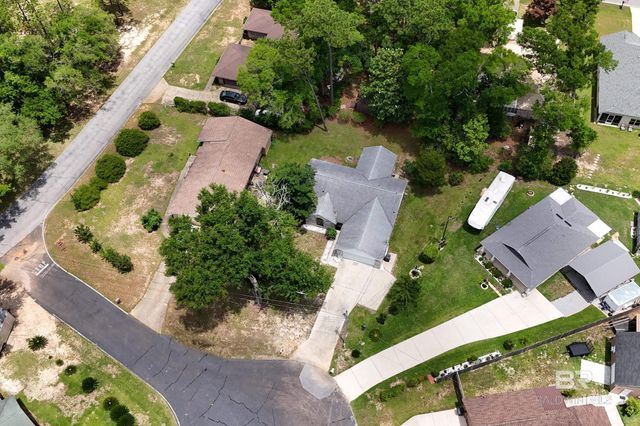 2776 Santa Rosa Circle, Lillian, AL 36549