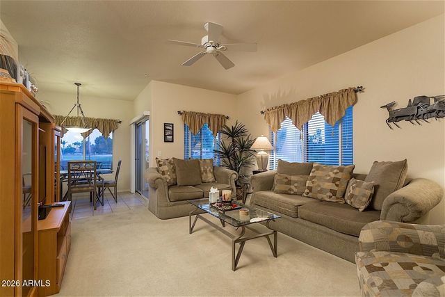 7401 W ARROWHEAD CLUBHOUSE Drive 1086, Glendale, AZ 85308