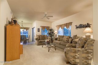 7401 W ARROWHEAD CLUBHOUSE Drive 1086, Glendale, AZ 85308