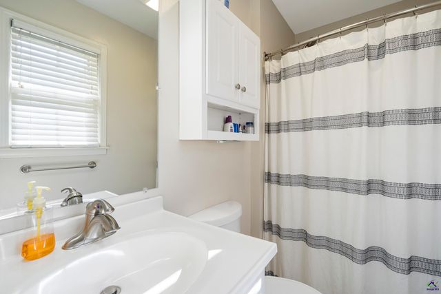 2728 Nowell Drive, Macon, GA 31216