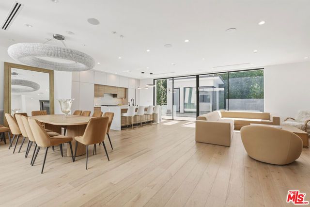 5316 Lennox Avenue, Sherman Oaks, CA 91401