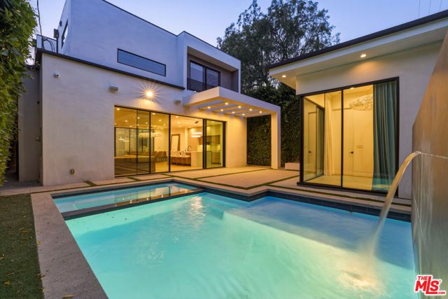 5316 Lennox Avenue, Sherman Oaks, CA 91401