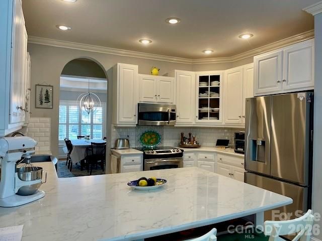 4945 Brookridge Drive NE, Hickory, NC 28601