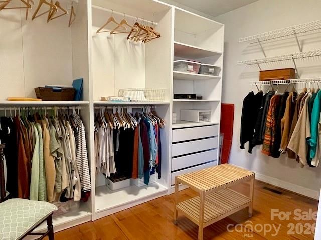 4945 Brookridge Drive NE, Hickory, NC 28601